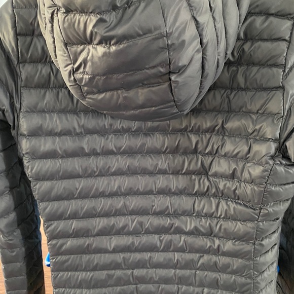 Womens Helly Hansen Puffer jacket - Picture 5 of 6